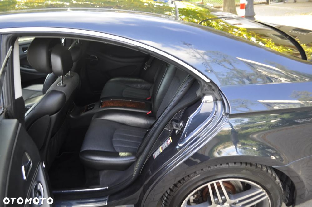 Mercedes-Benz CLS 320 CDI - 8