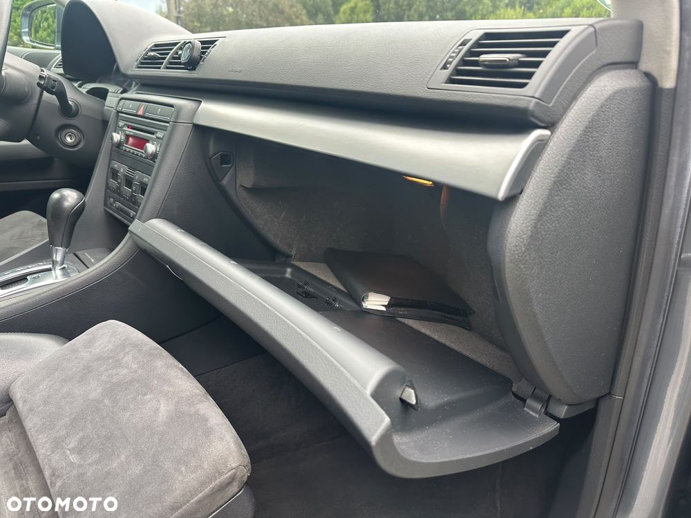 Audi A4 Avant - 31