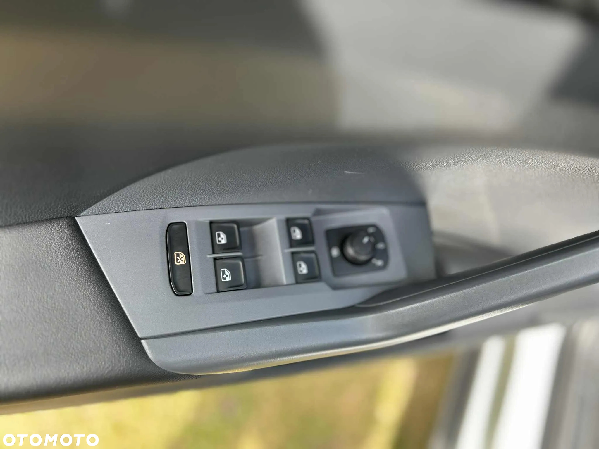 Volkswagen T-Cross 1.0 TSI OPF Life - 9