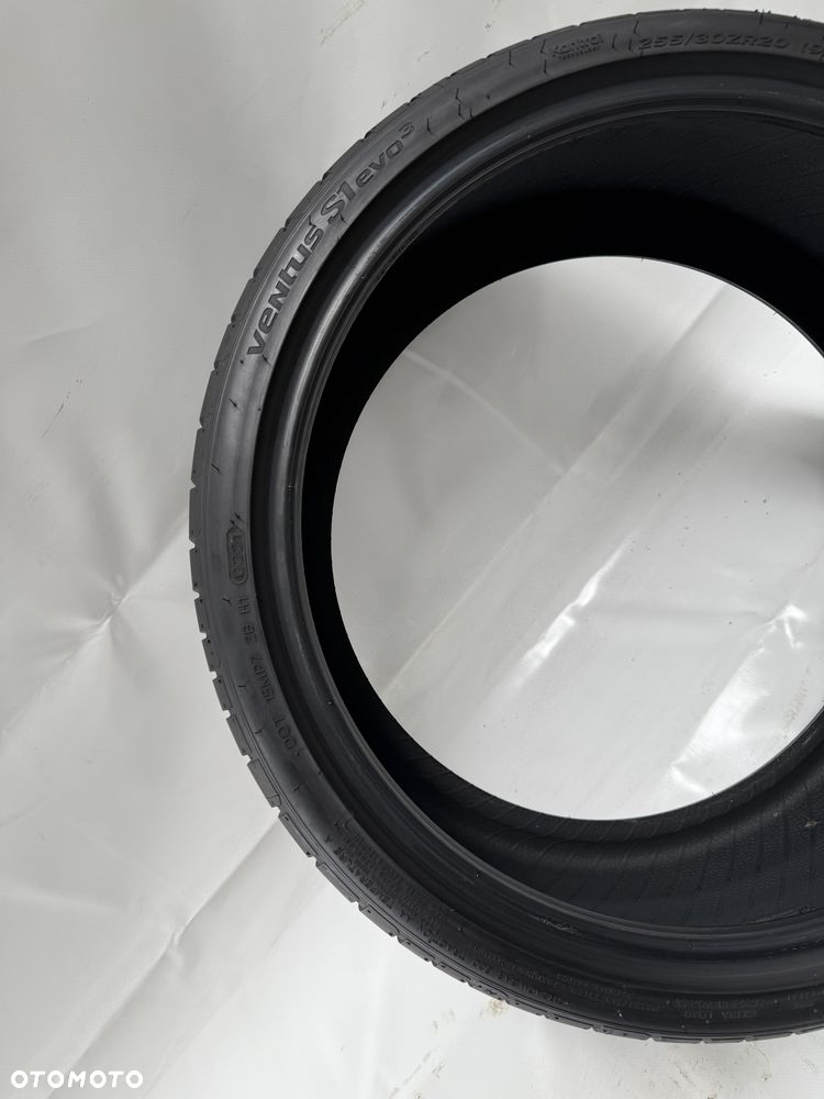 255/30/20 Hankook Ventus S1 Evo3 92Y - 2