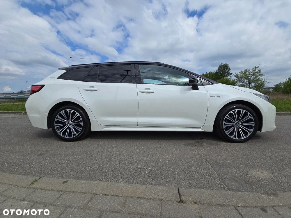 Toyota Corolla 1.8 Hybrid Selection - 4