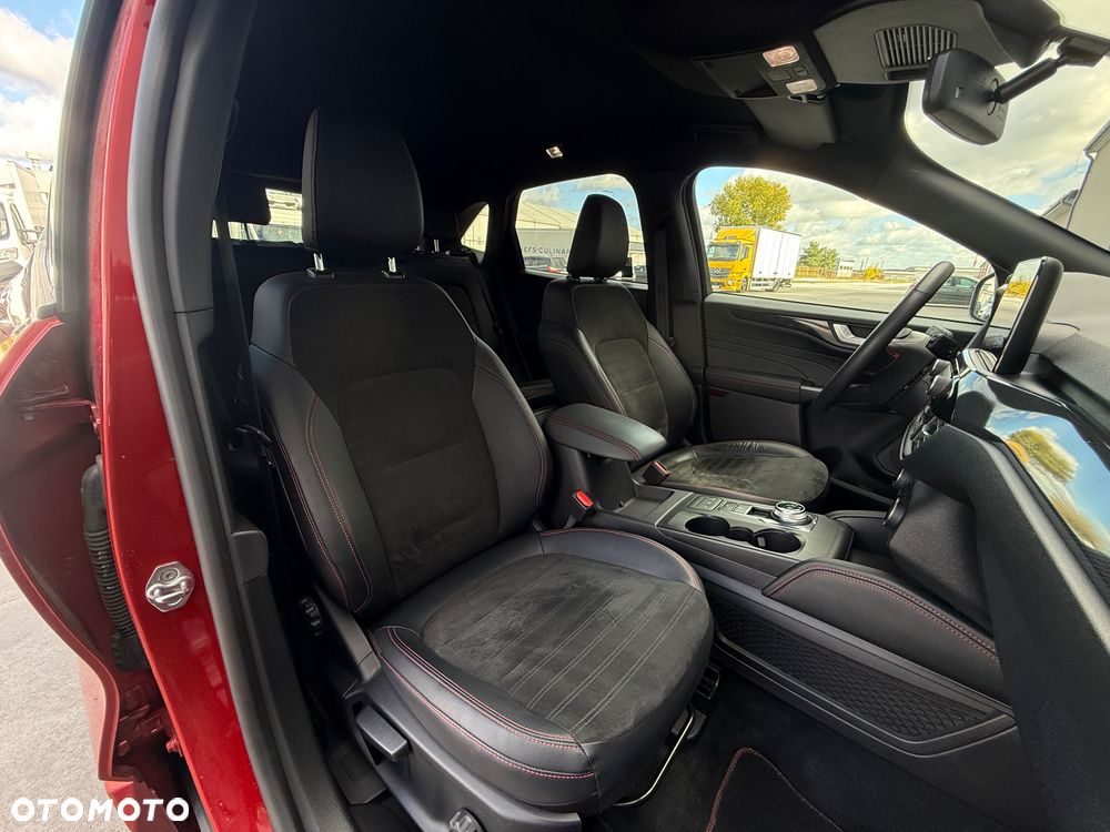 Ford Kuga 2.5 FHEV AWD ST-Line X - 41