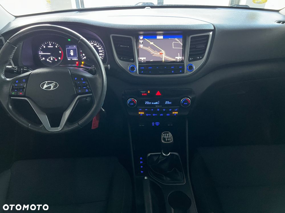 Hyundai Tucson - 25