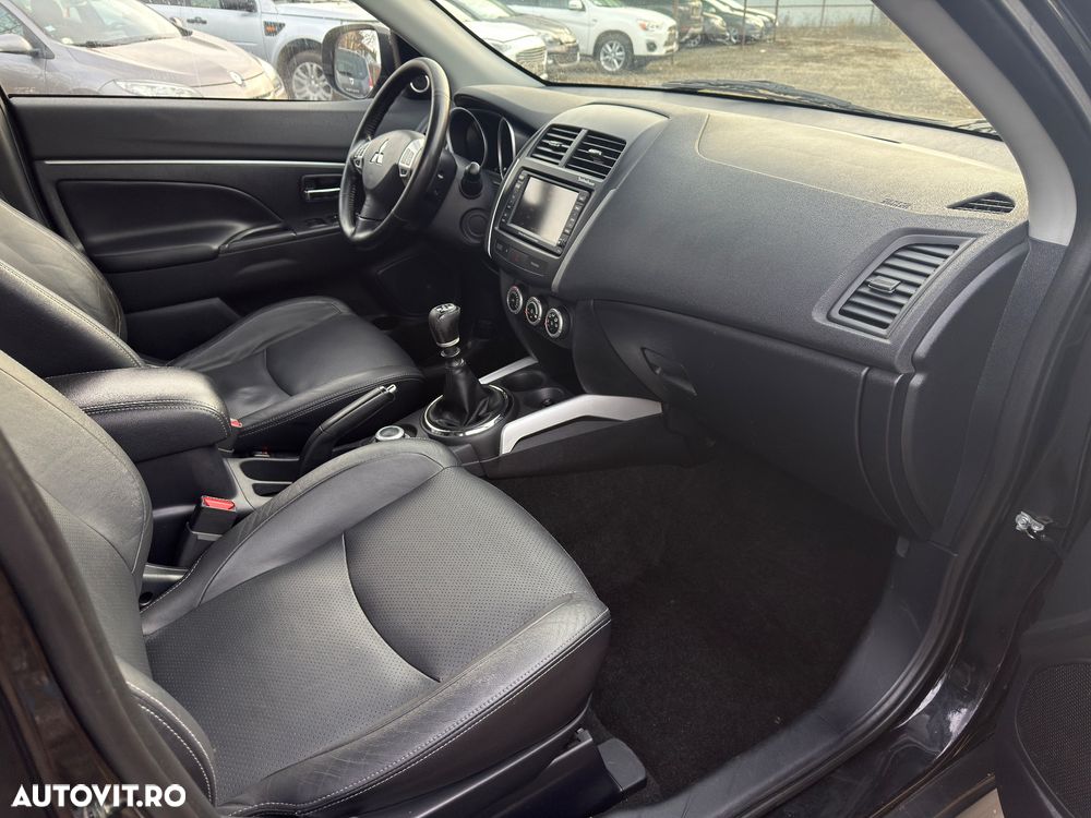 Mitsubishi ASX 1.8 DI-D 4WD Instyle - 10