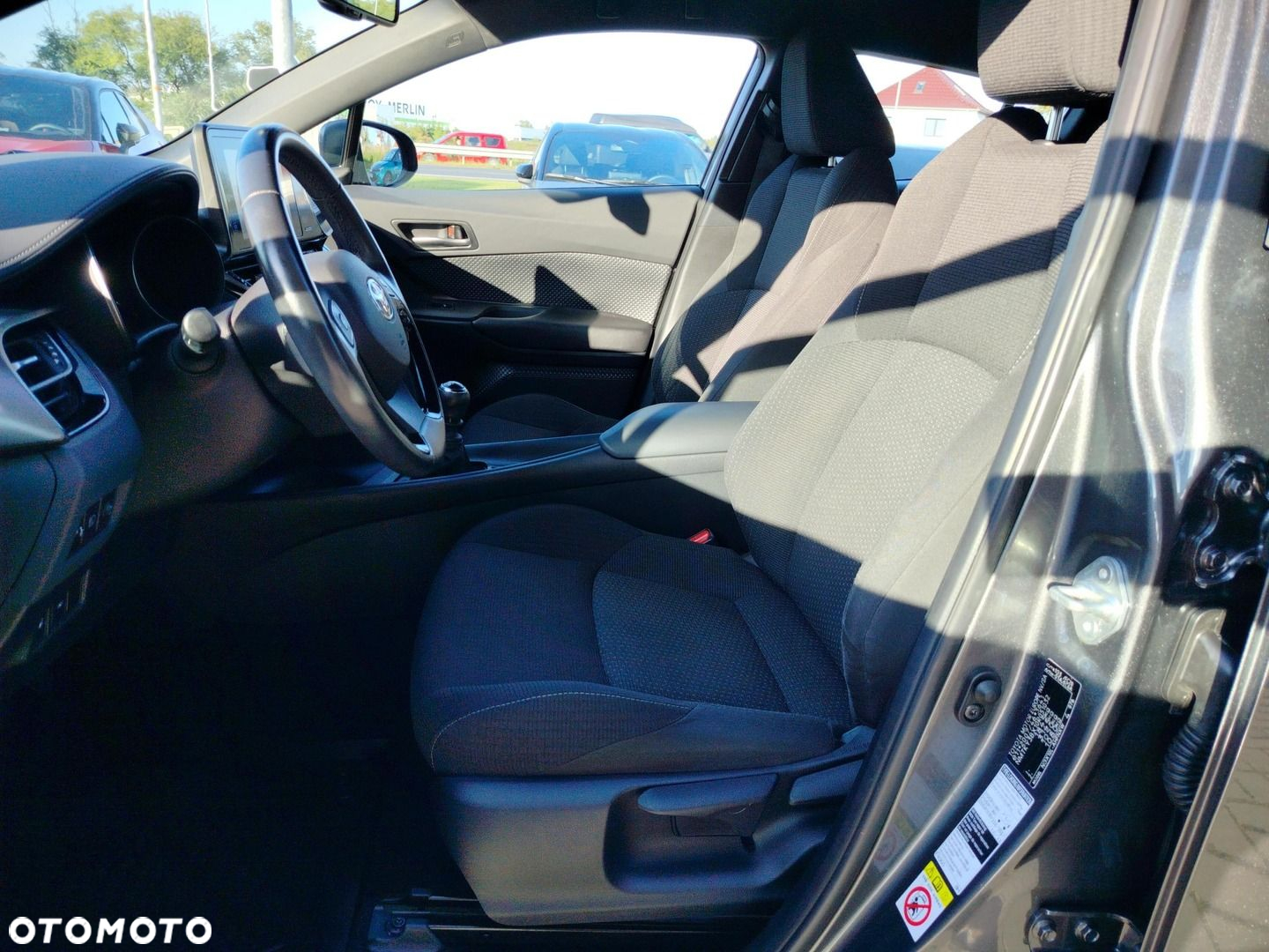 Toyota C-HR 1.2 T GPF Premium - 9