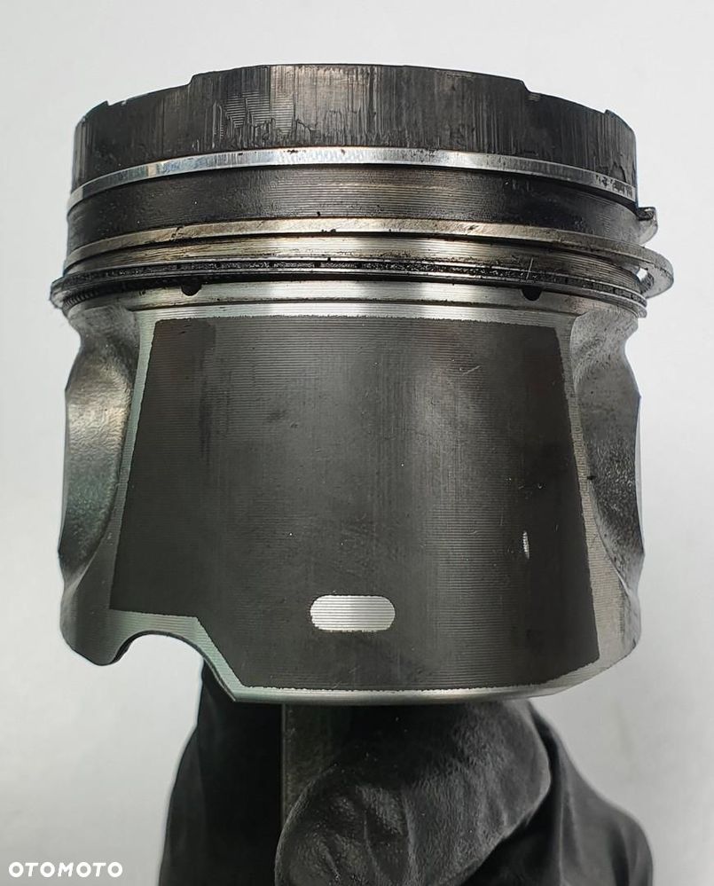 TŁOK KORBOWÓD VOLVO V40 II 2.0 D 81L123 - 5
