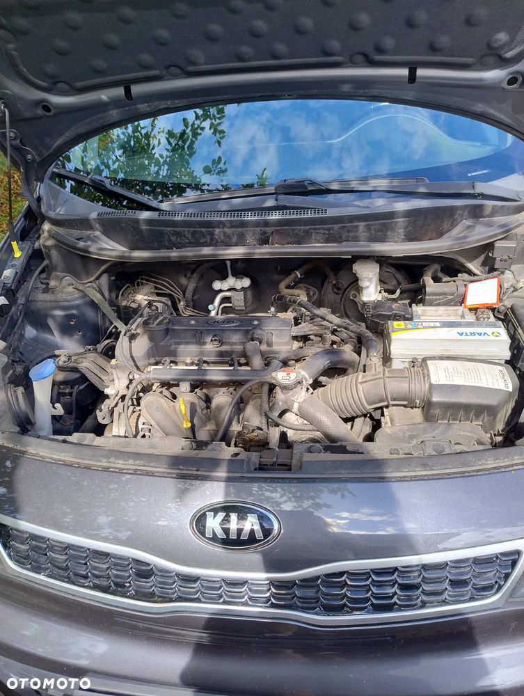 Kia Rio - 9