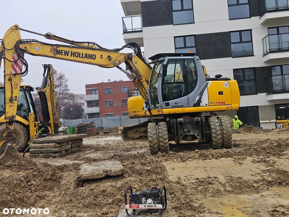 New Holland WE170C - 14
