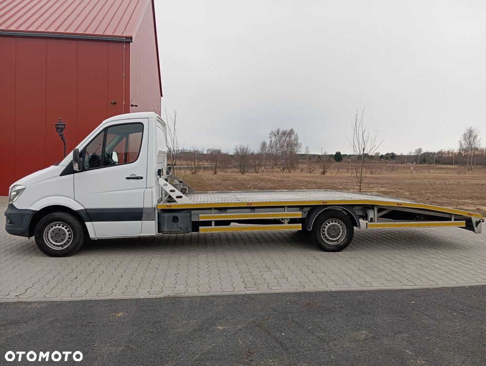 Mercedes-Benz Sprinter - 9