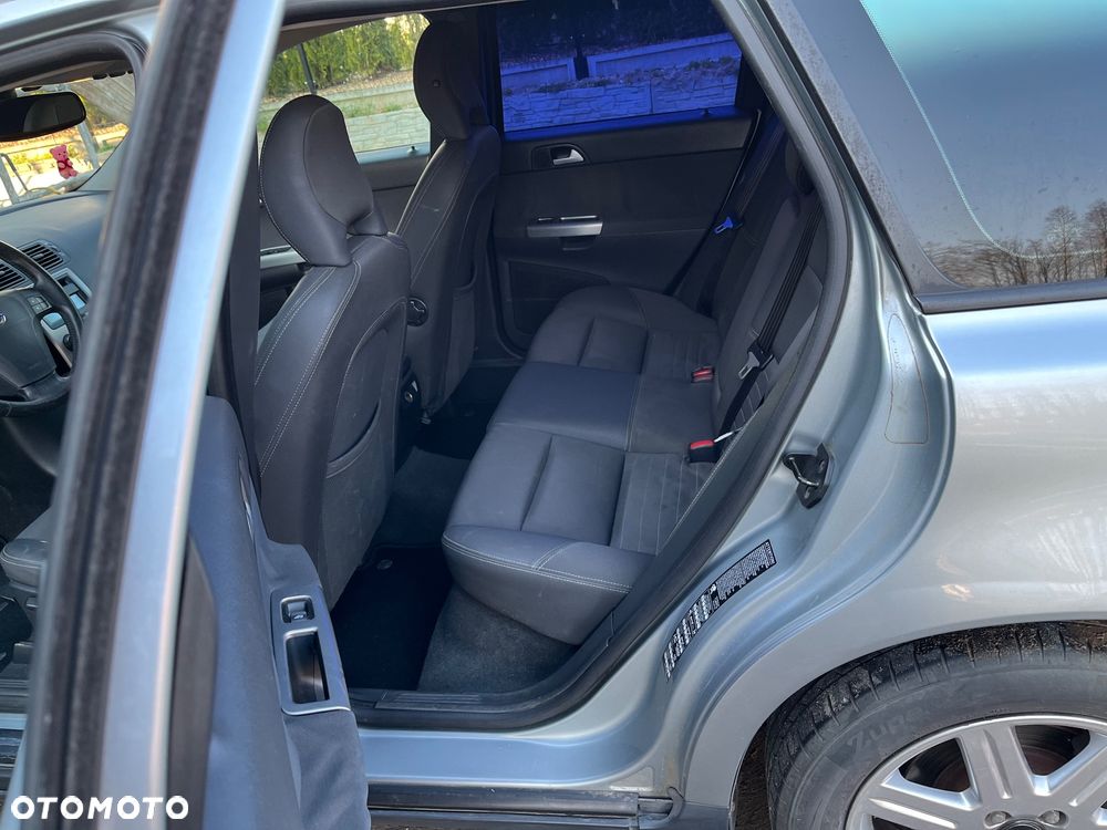 Volvo V50 2.0D - 11