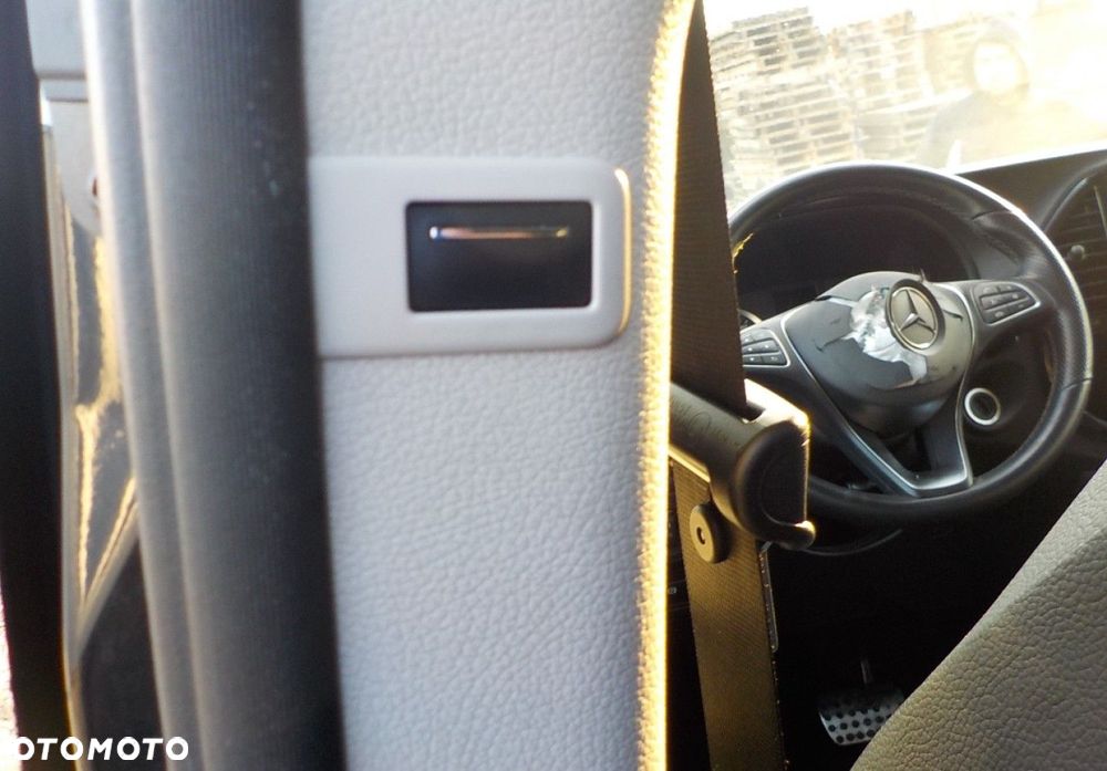 Mercedes-Benz Vito - 30