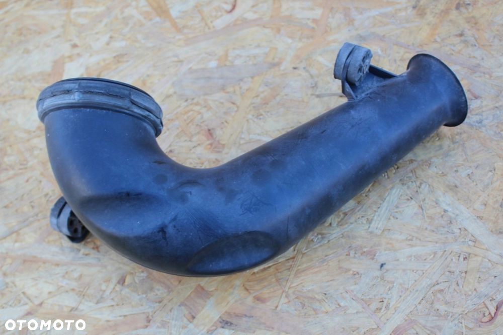 Rura powietrza dolot airboxa BMW e38 1742983 - 2