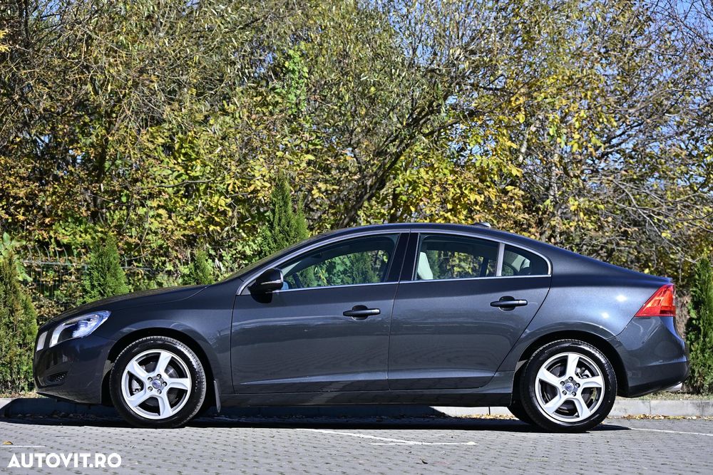 Volvo S60 D3 Geartronic - 6