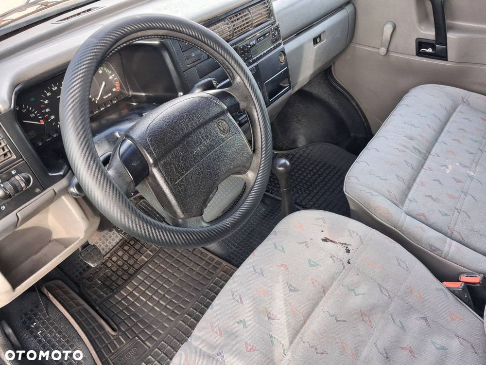 Volkswagen Transporter T4 - 8