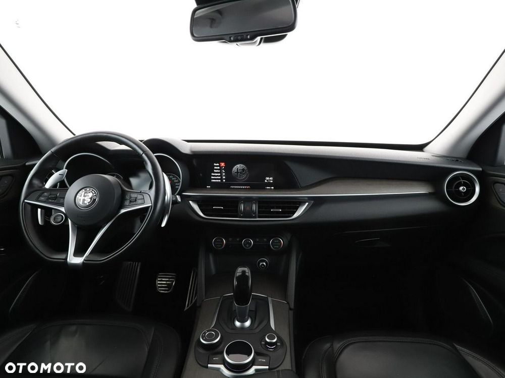 Alfa Romeo Stelvio 2.0 Turbo 16V AT8-Q4 First Edition - 16