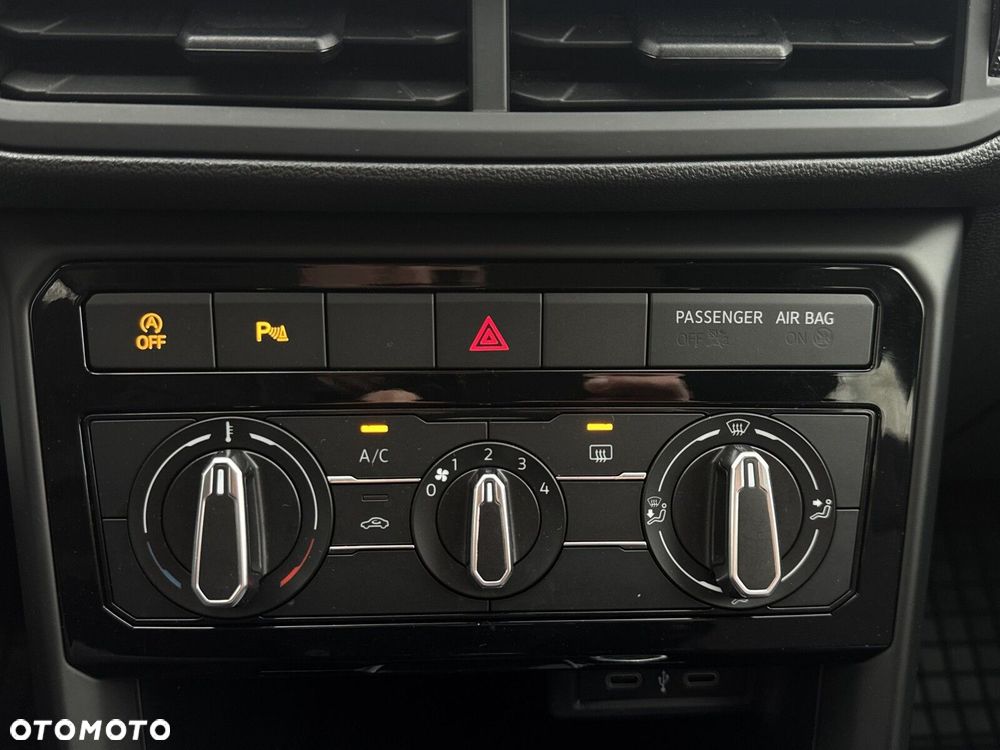 Volkswagen T-Cross 1.0 TSI Life - 21