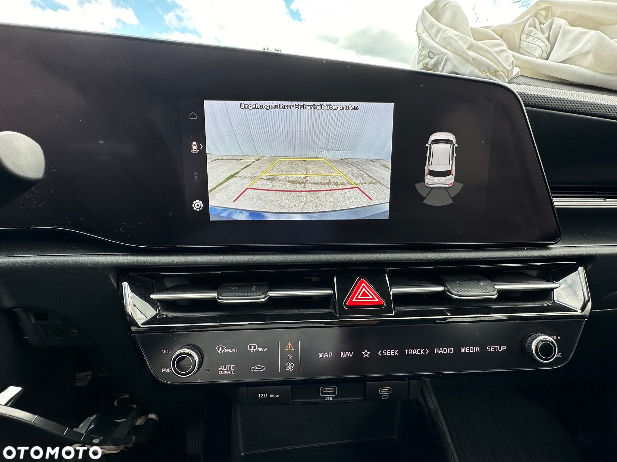 Kia Niro e-Niro 64kWh XL - 22