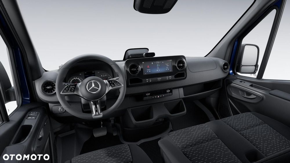 Mercedes-Benz Sprinter - 4