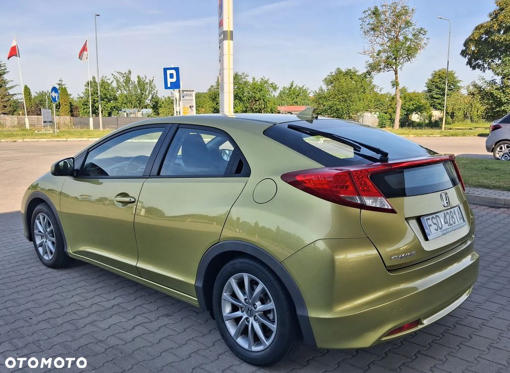 Honda Civic 1.4 i-VTEC Comfort - 8
