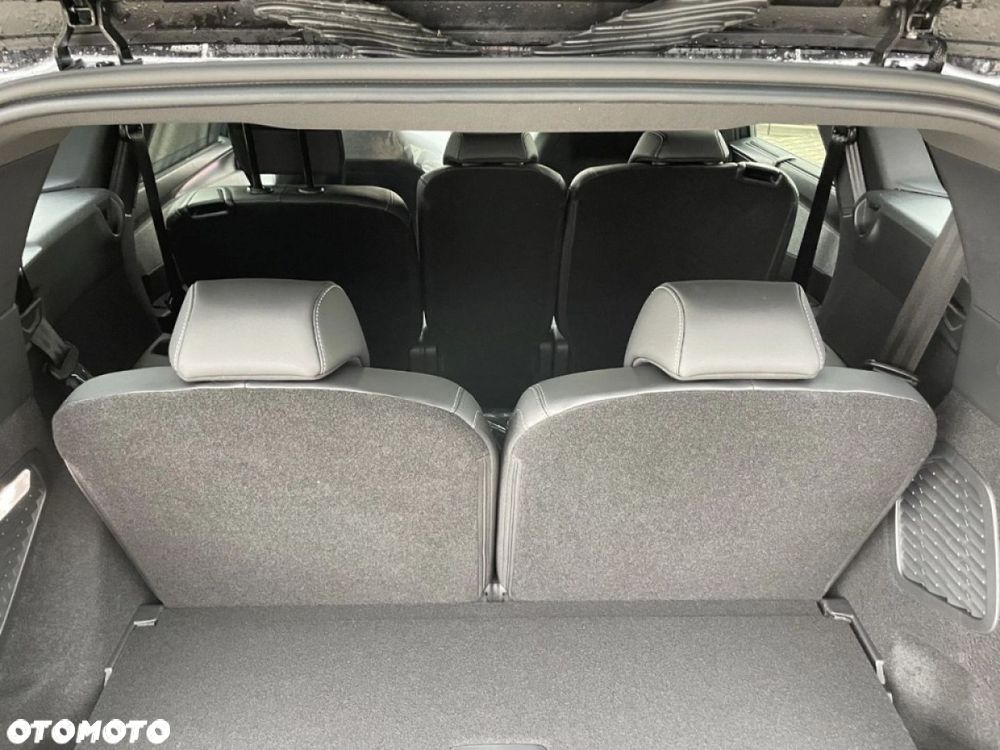 Peugeot 5008 - 10