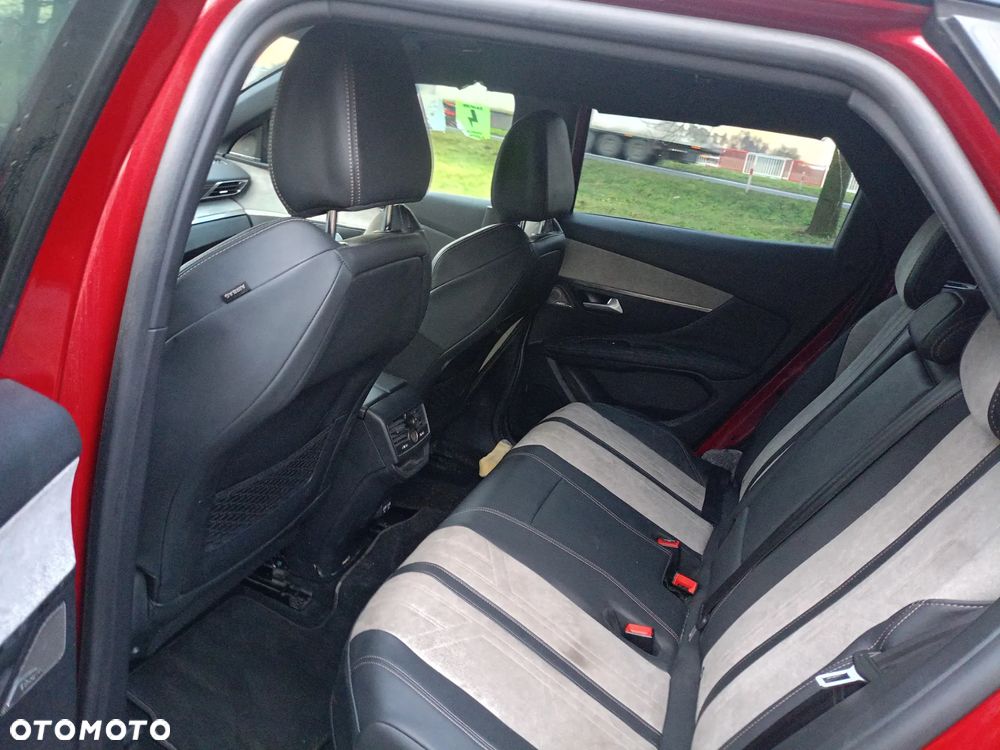 Peugeot 3008 1.6 PureTech Hybrid4 PHEV GT S&S EAT8 - 13