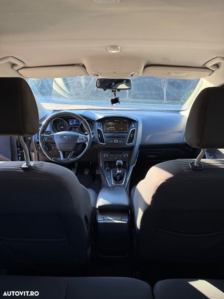 Ford Focus 1.0 EcoBoost Titanium - 14