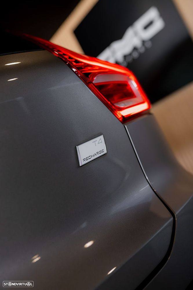 Volvo XC 40 1.5 T4 PHEV R-Design - 16