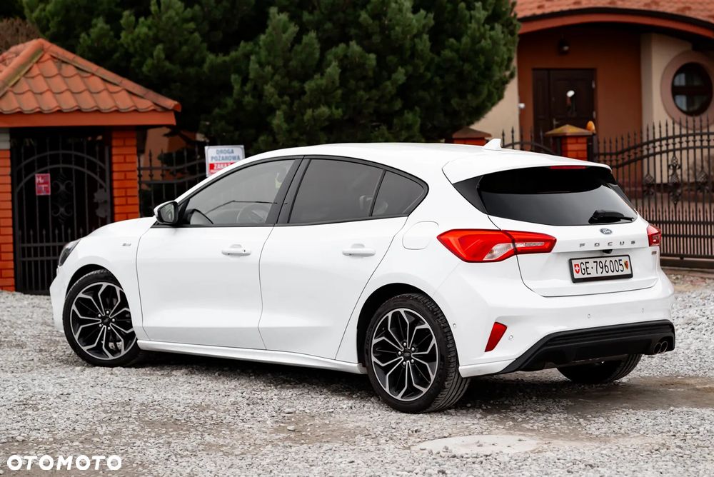 Ford Focus 1.0 EcoBoost Start-Stopp-System ST-LINE STYLE - 14