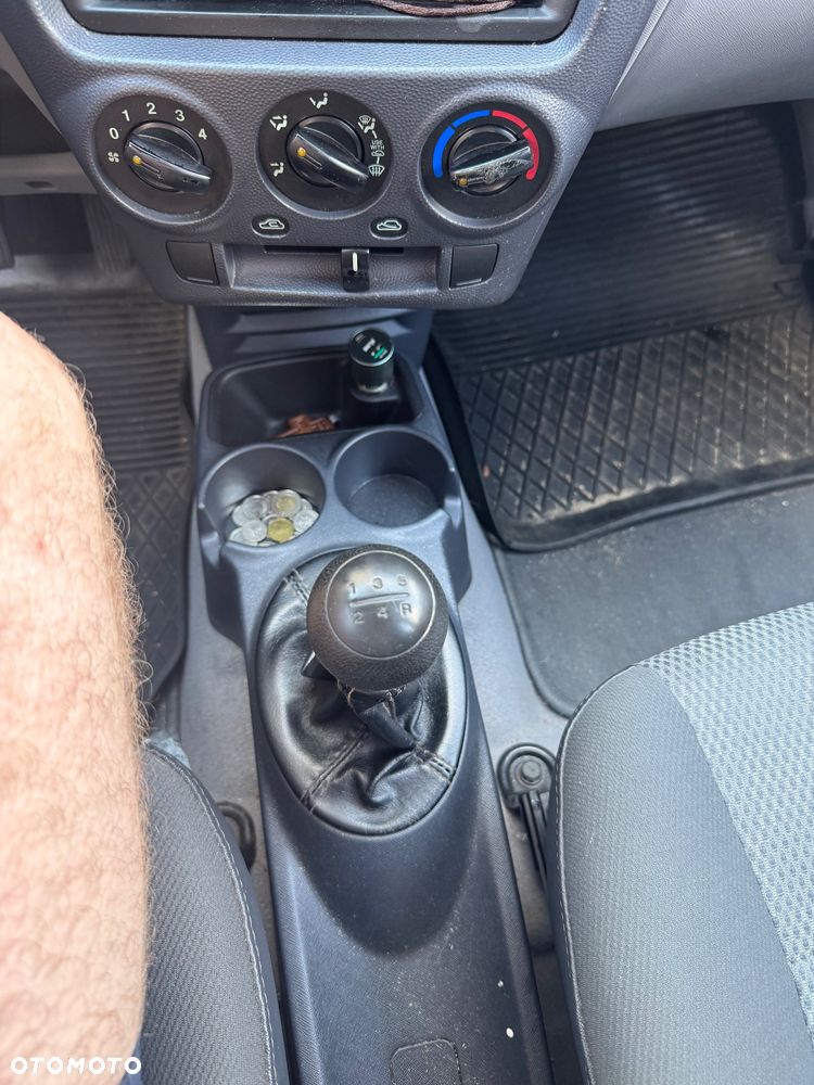 Kia Picanto 1.0 (klm) - 11