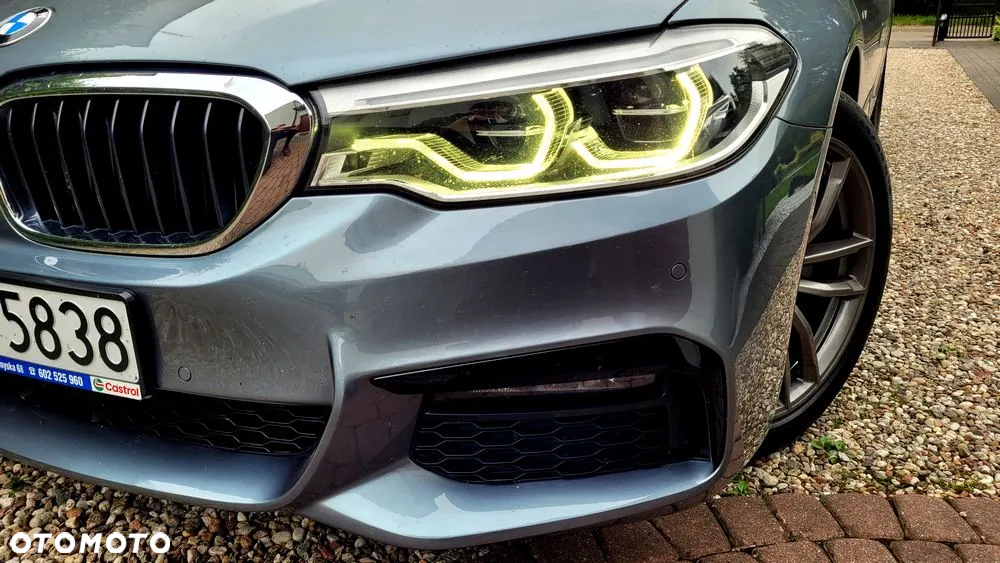BMW Seria 5 520d M Sport - 13