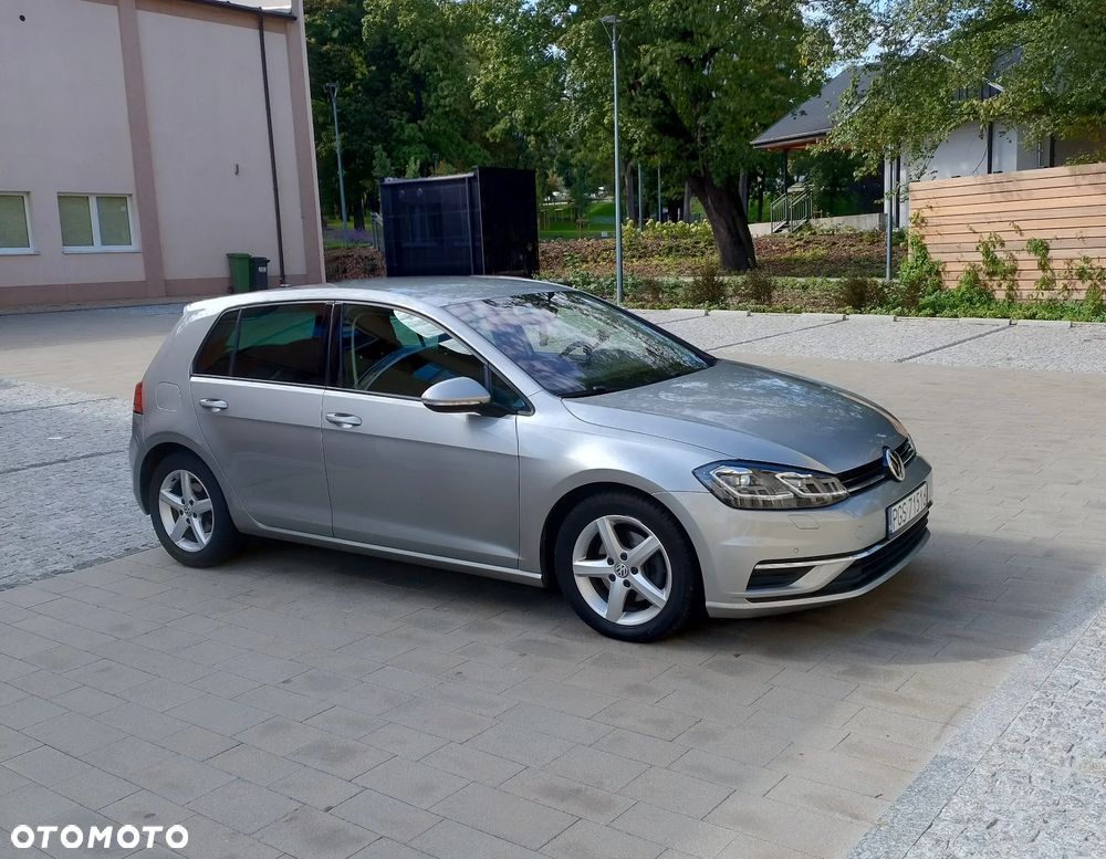 Volkswagen Golf 1.4 TSI BMT Comfortline - 14