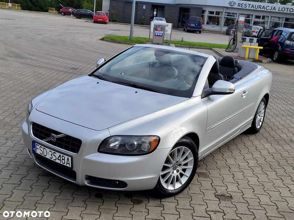 Volvo C70 2.0D Momentum - 39