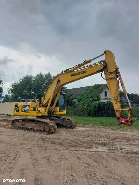 Komatsu PC 210 - 6