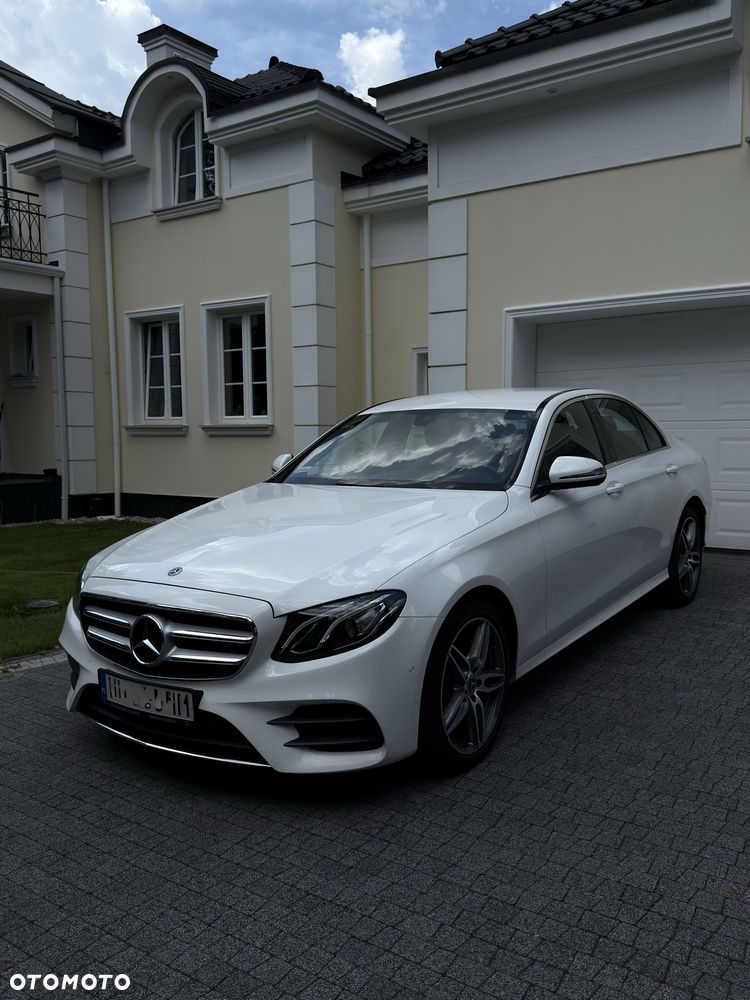 Mercedes-Benz Klasa E 220 d 4-Matic 9G-TRONIC - 8