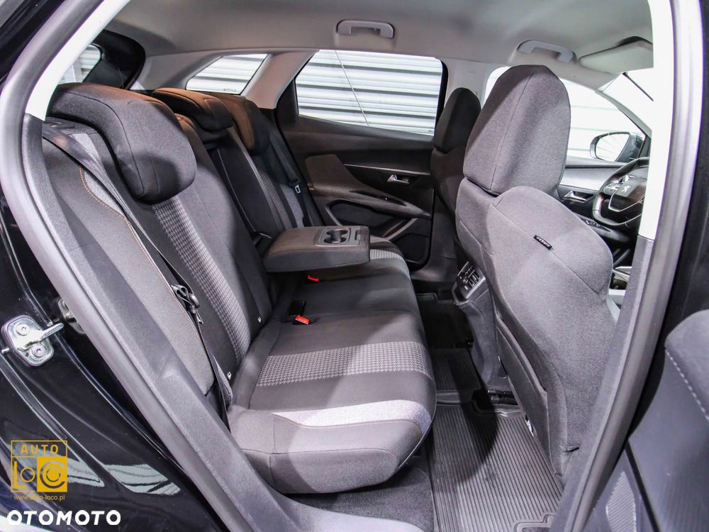 Peugeot 3008 PureTech 130 Stop & Start GPF Allure - 11