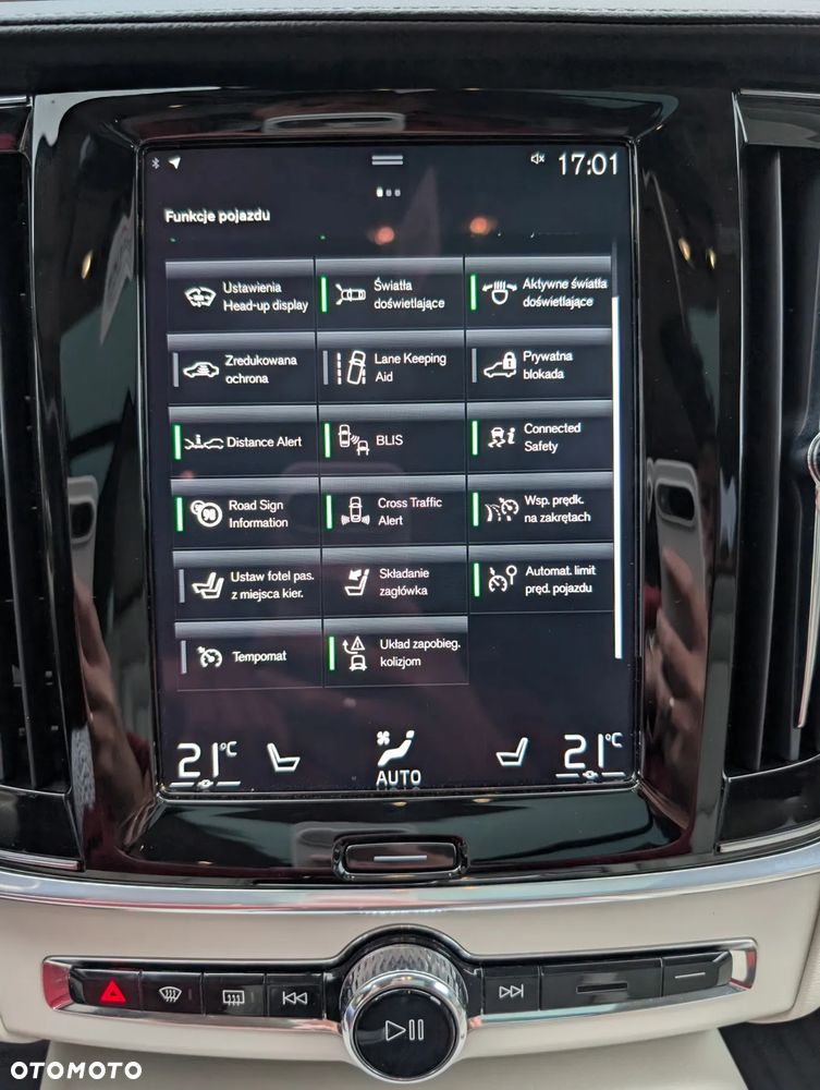 Volvo V90 - 17