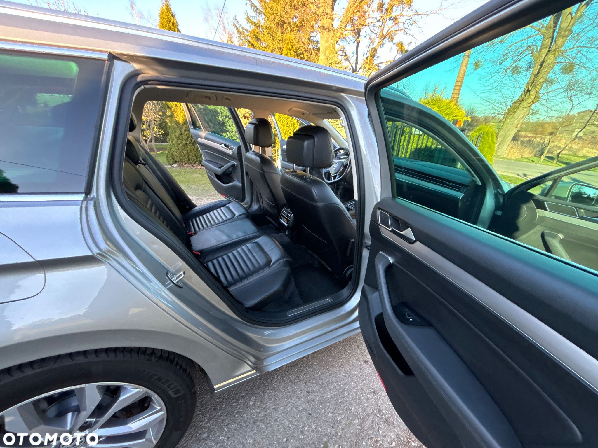 Volkswagen Passat 2.0 TDI BMT 4Mot Highline DSG - 16