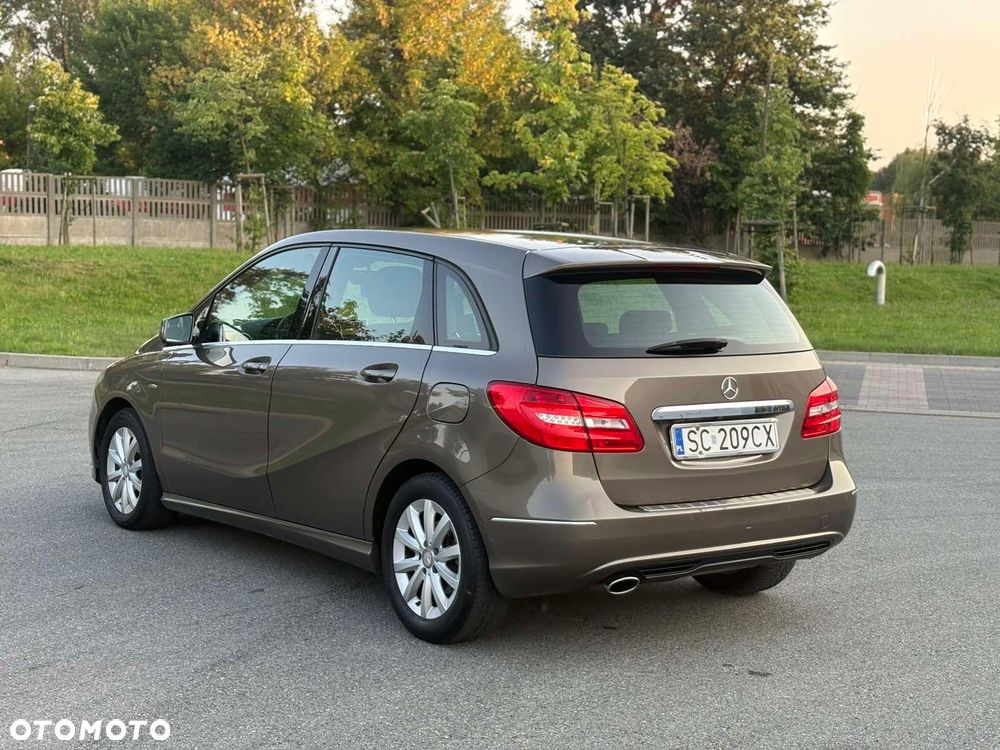 Mercedes-Benz Klasa B 200 (BlueEFFICIENCY) - 6