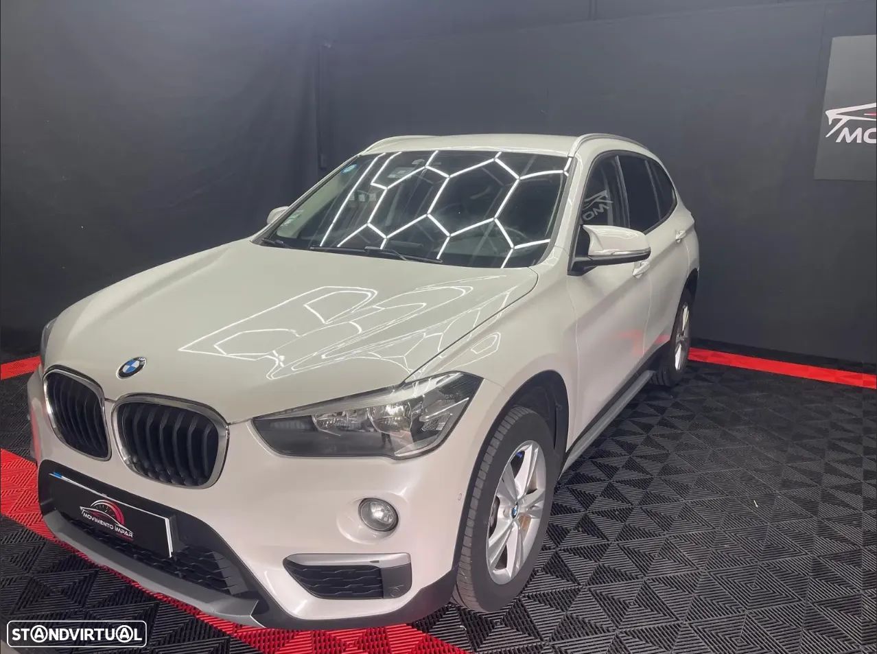 BMW X1 16 d sDrive Advantage - 1