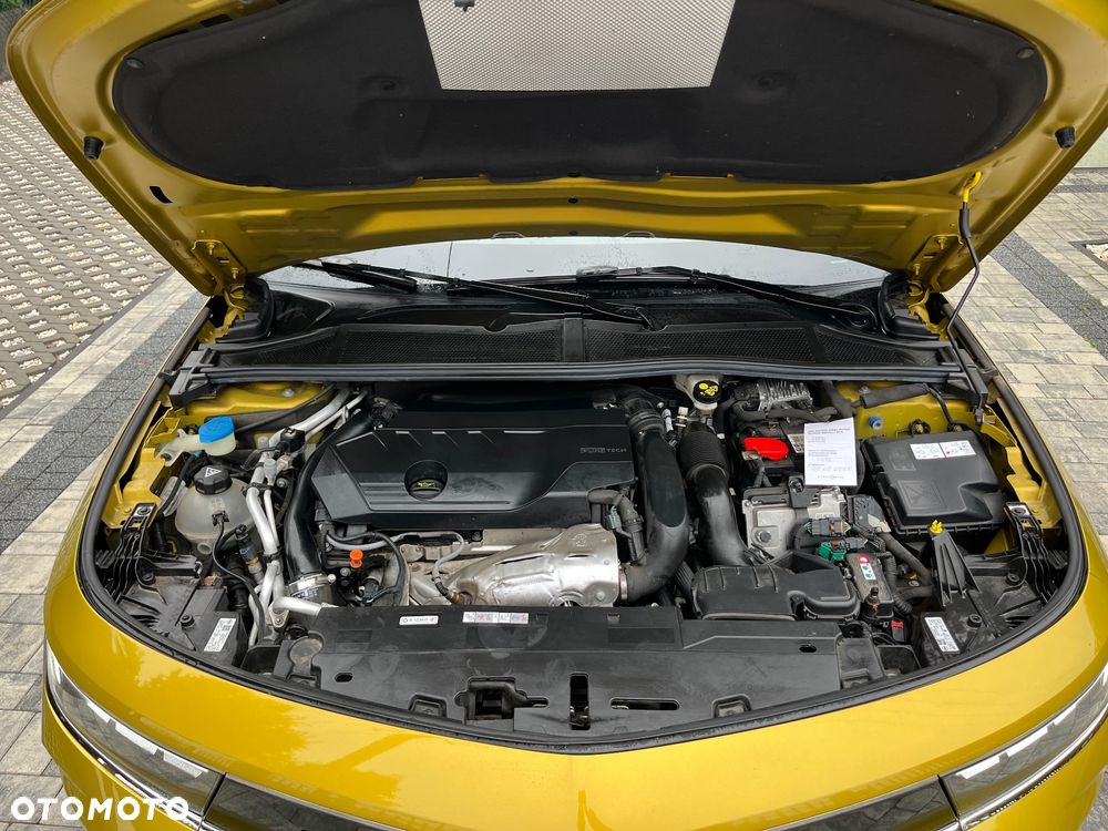 Opel Astra 1.6 T Plug-in Hybrid Business Edition - 36