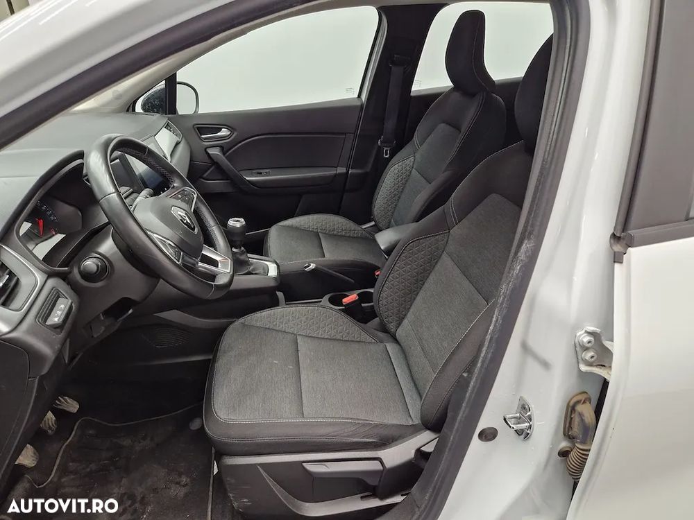 Renault Captur - 4