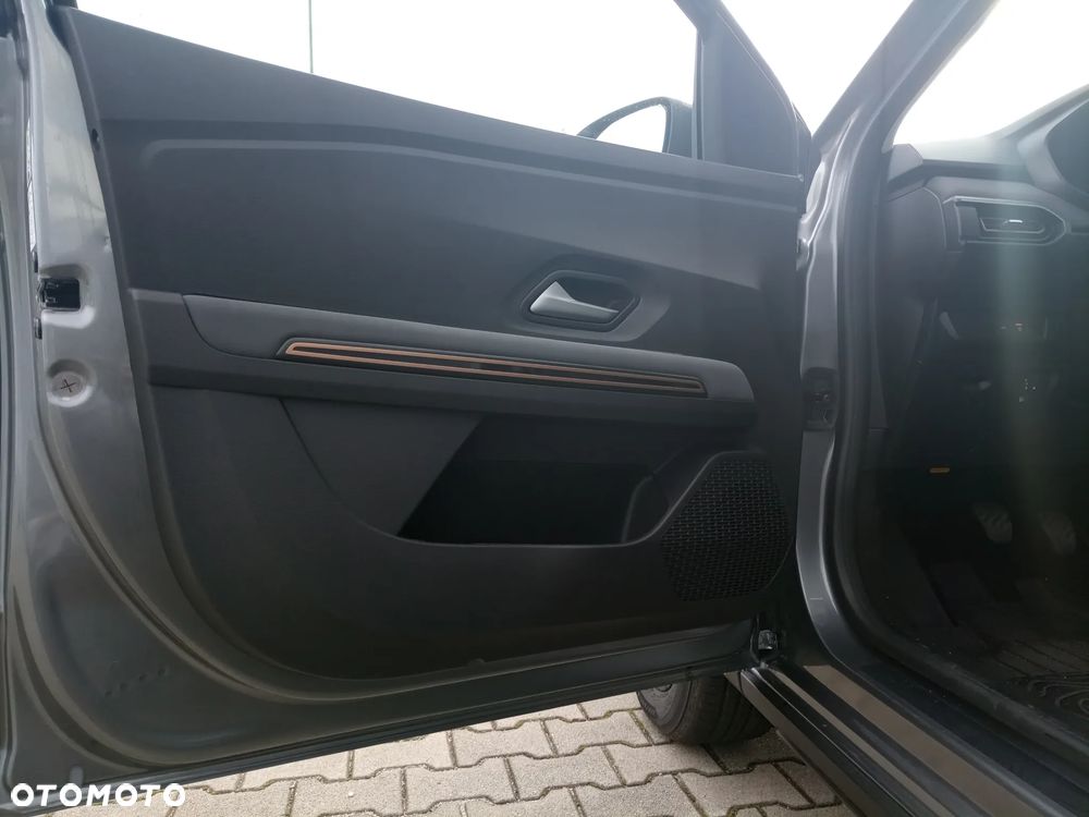 Dacia Jogger 1.6 Full Hybrid 140 Extreme MMT - 10