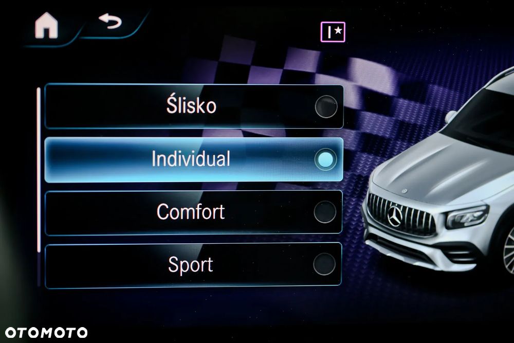 Mercedes-Benz GLB AMG 35 4Matic AMG Speedshift DCT 8G - 33