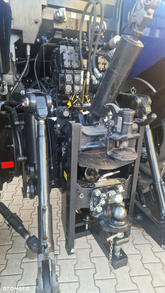 New Holland T7.270 Auto Command - 12