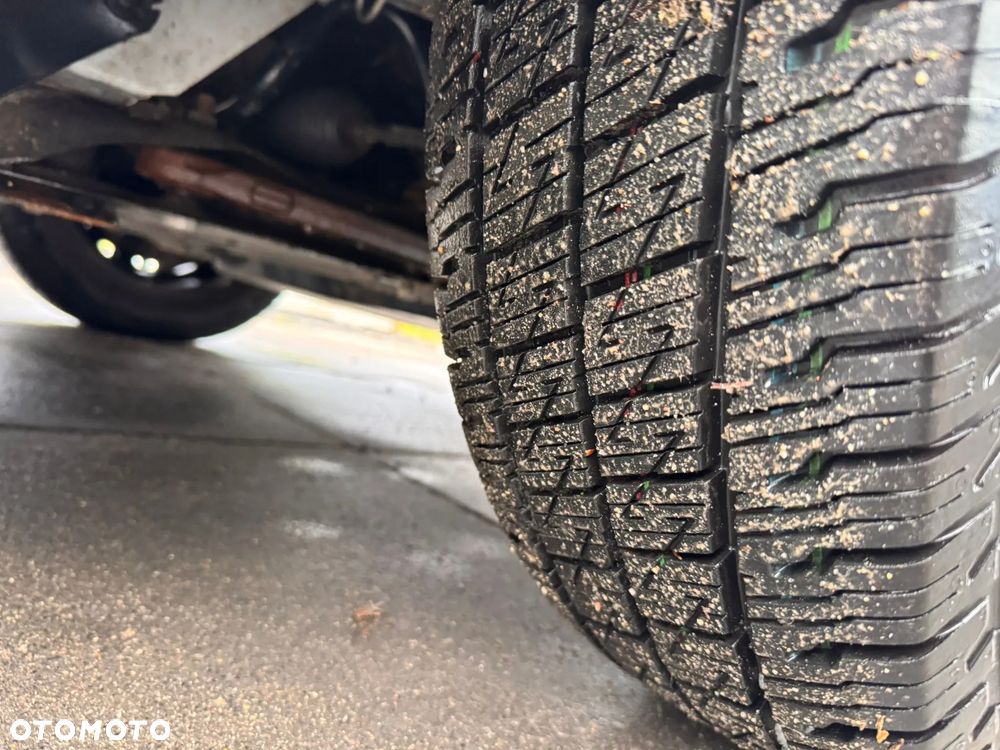 Opel VIVARO BRYGADÓWKA 6 MIEJSC KLIMATYZACJA - 17