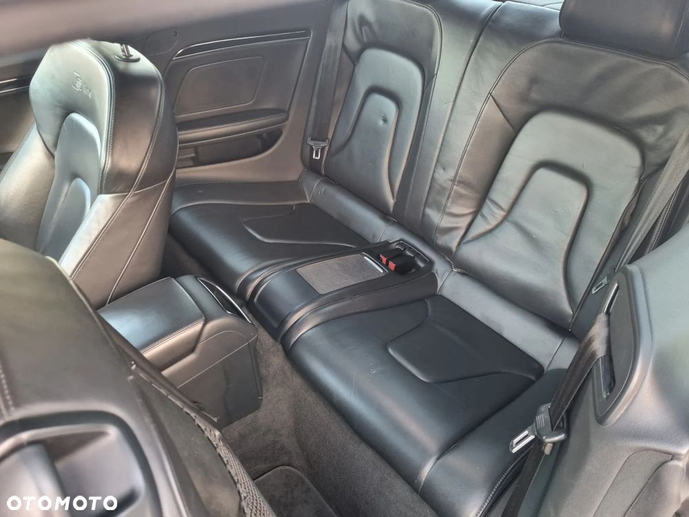 Audi A5 Cabrio - 11