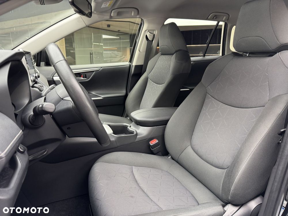Toyota RAV4 - 12