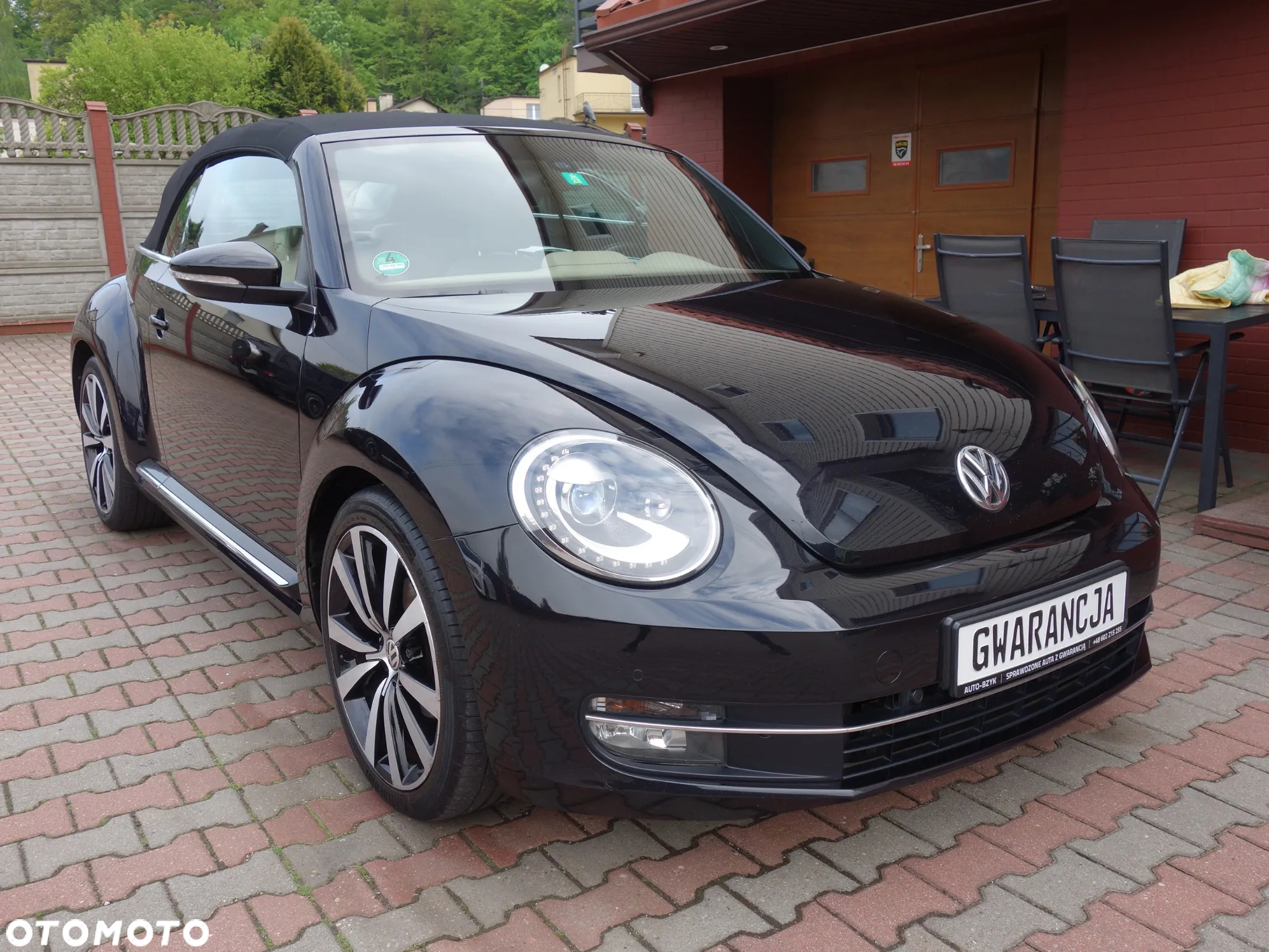 Volkswagen New Beetle - 2