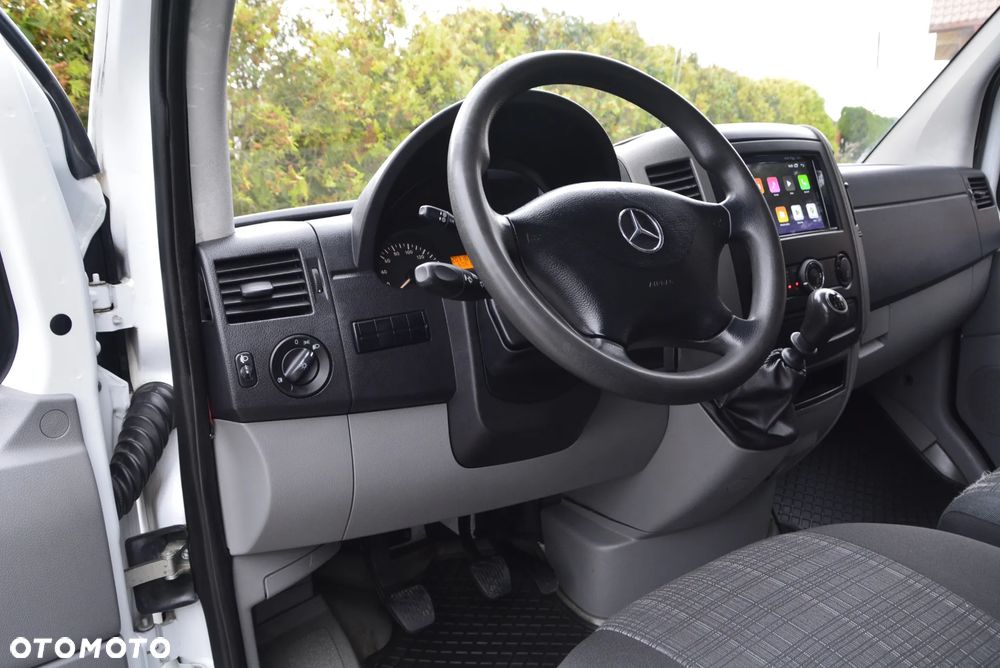 Mercedes-Benz Sprinter - 30