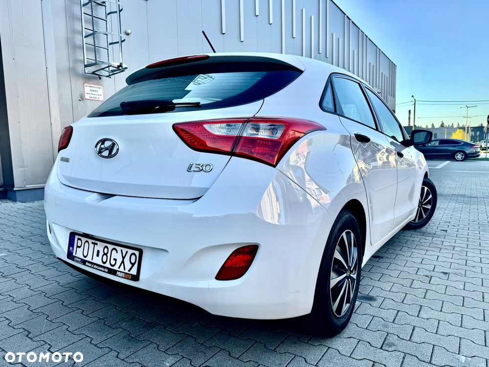 Hyundai i30 1.4 Premium - 6